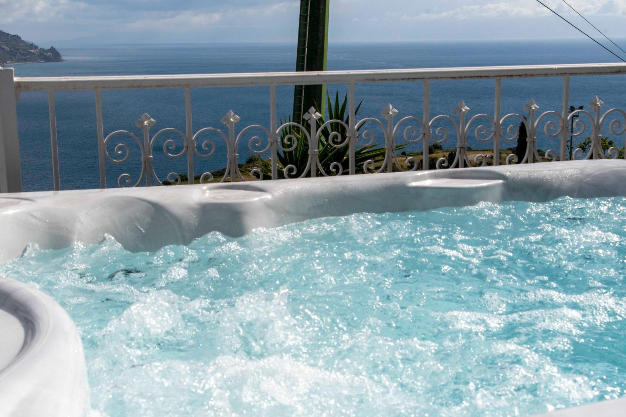 Dream View Suites ตาออร์มินา ภายนอก รูปภาพ